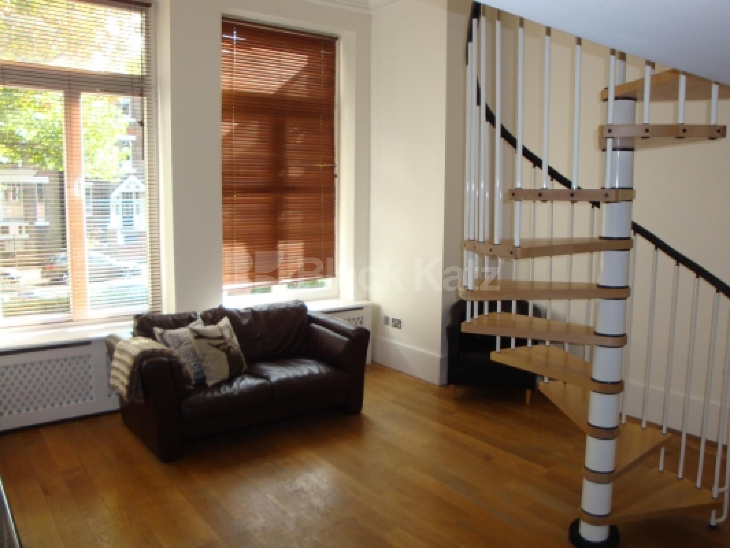 			NEW INSTRUCTION!, Studio Apartment, 1 bath, 1 reception Flat			 Fitzjohns Avenue, SWISS COTTAGE NW3